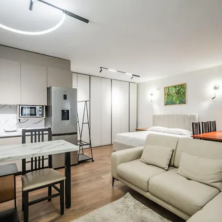 Apartment Vibes Center By Pikhost